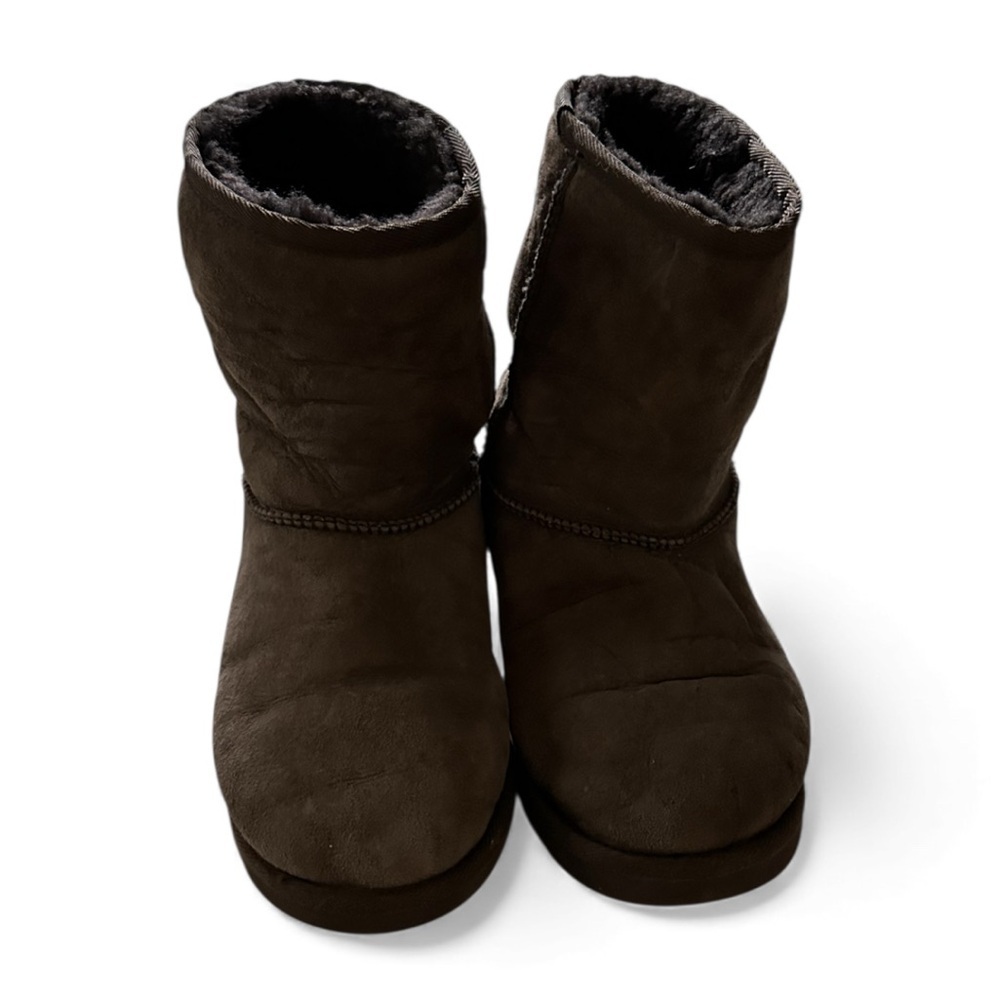 UGG Dark Brown Winter Boots size 6
